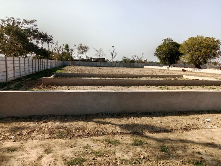 undefined, gwalior road  100 Sq.Yd. Plot In Gwalior Road Agra 10049775