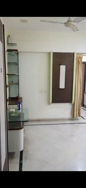 Room in 1 BHK Apartment at Acme Enclave, Malad West – for Rent