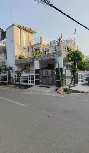 5 BHK Independent House For Sale in Gomti Nagar