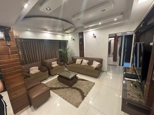 2 BHK Apartment For Sale in Deep Raj, Borivali West