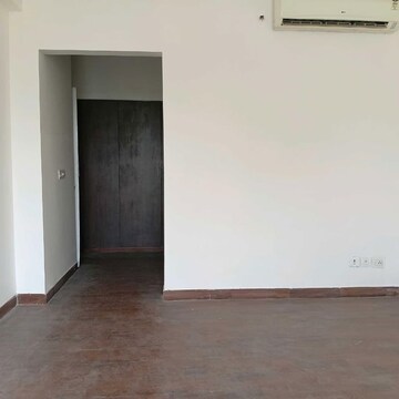 Room in 3 BHK Apartment at Jaypee Pavilion Heights III, Sector 128 – for Sale