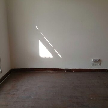 Room in 3 BHK Apartment at Jaypee Pavilion Heights III, Sector 128 – for Sale