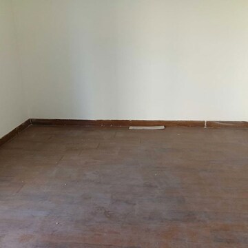 Room in 3 BHK Apartment at Jaypee Pavilion Heights III, Sector 128 – for Sale