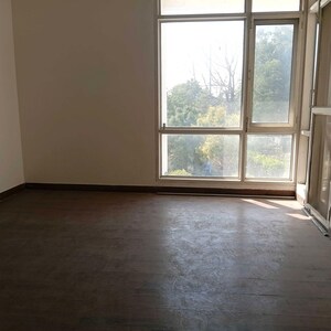 Room in 3 BHK Apartment at Jaypee Pavilion Heights III, Sector 128 – for Sale