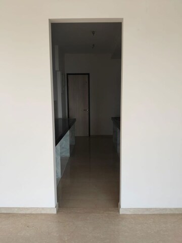 Room in 2.5 BHK Apartment at Kanakia Spaces Aroha, Borivali East – for Rent