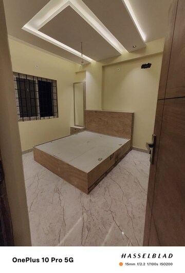 Room in 2 BHK Apartment at Richmond Town – for Rent