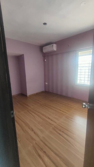 Room in 2 BHK Apartment at Opulent Sheetal Square, Kondhwa – for Rent