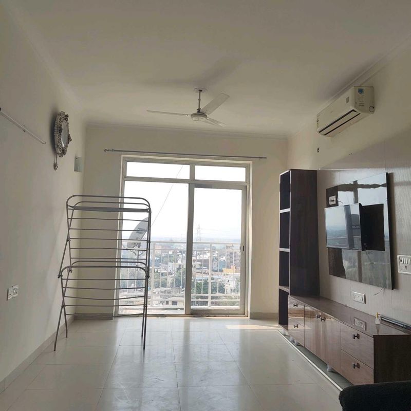 3 BHK + Servant Room Apartment For Sale in Jaypee Greens Pavilion Heights 1