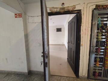 Building Lobby in 3 BHK Apartment at JM Florence, Tech Zone 4 Greater Noida – for Rent