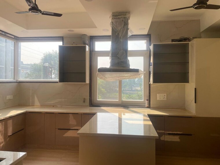 Living Room, mahagun-moderne 3 Bedroom 1650 Sq.Ft. Apartment In Sector 78 Noida 10049891