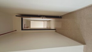 Furnished Amenities in 2 BHK Apartment at Dosti Eastern Bay, Wadala – for Rent