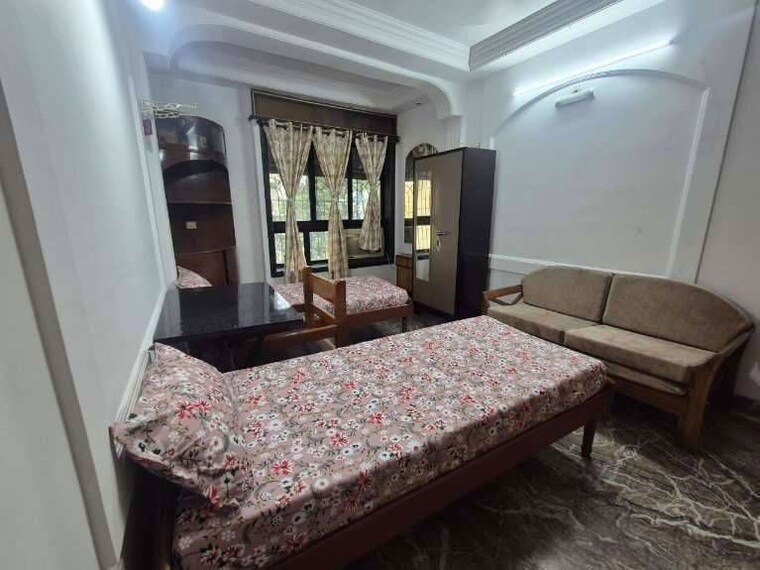 Bedroom, andheri east Pg For Boys & Girls In Andheri East 10049900