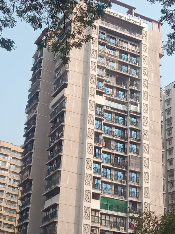 3 BHK 800 Sq.Ft. Apartment in Kamla Prasanna Jeevan