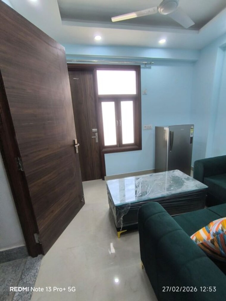 Living Room, saket 1 Bedroom 500 Sq.Ft. Apartment In Saket Delhi 10049906