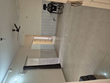 Room in 3 BHK Apartment at Antriksh Golf View, Sector 78 – for Rent