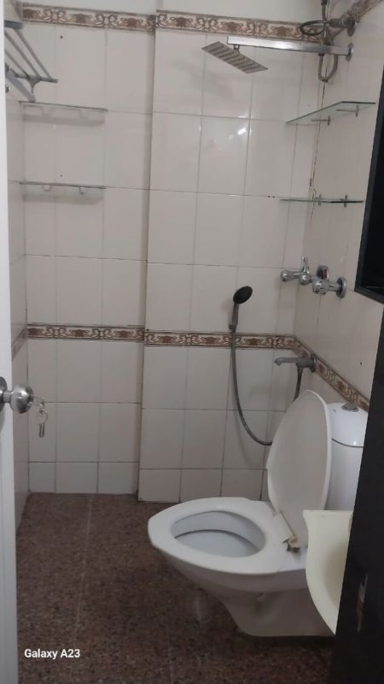 Bathroom, lodha-woods 4 Bedroom 1511 Sq.Ft. Apartment In Kandivali East Mumbai 10049919