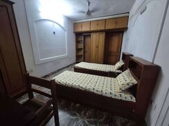 Pg For Rent in Malad East