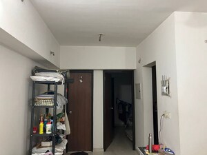 Parking in 1 BHK Apartment at Lodha Amara, Kolshet Road – for Rent