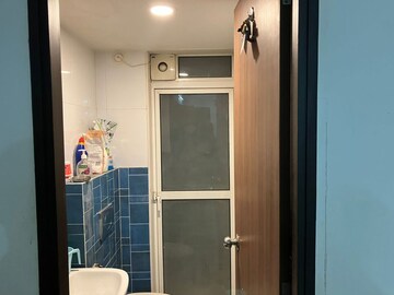 Furnished Amenities in 1 BHK Apartment at Lodha Amara, Kolshet Road – for Rent