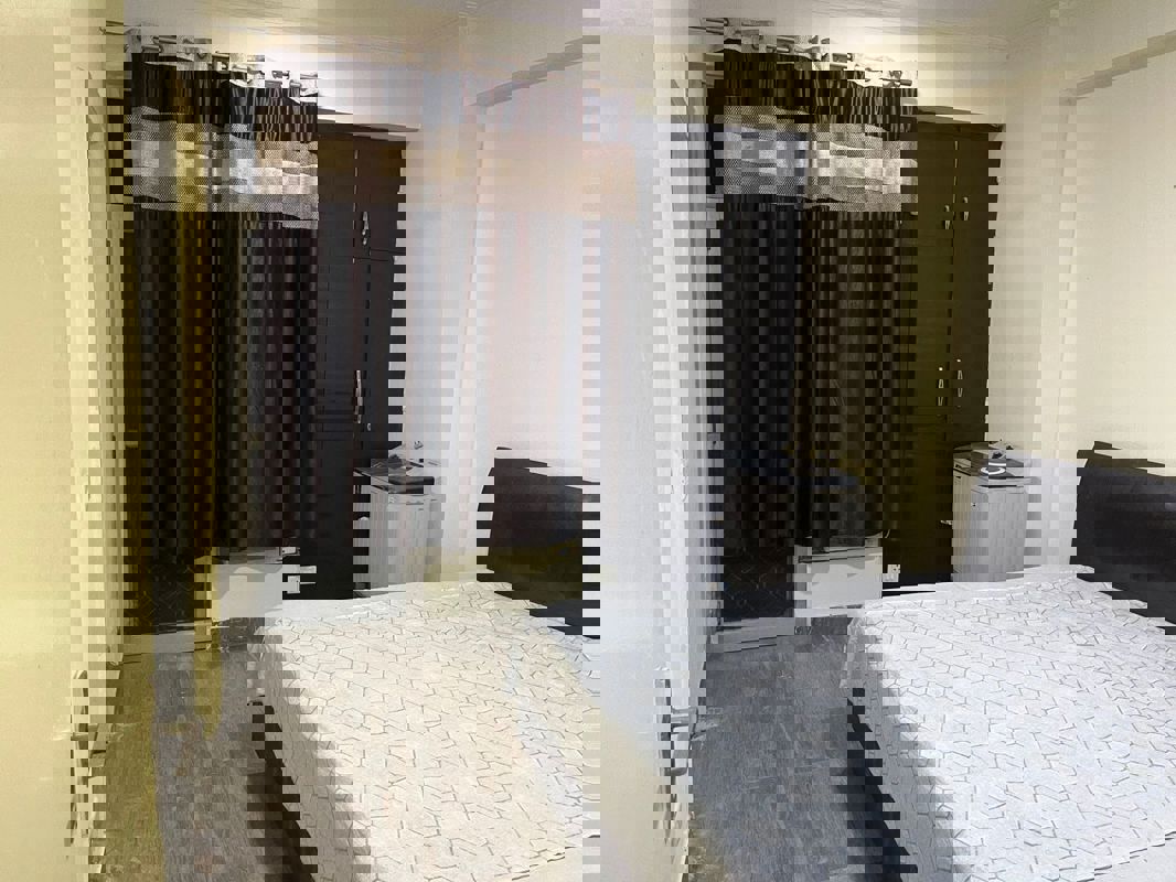 2 BHK 1175 Sq.Ft. Apartment in Gaur City 2 - 10th Avenue