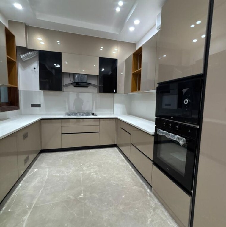 Kitchen, saket 4 Bedroom 3400 Sq.Ft. Builder Floor In Saket Delhi 10049942