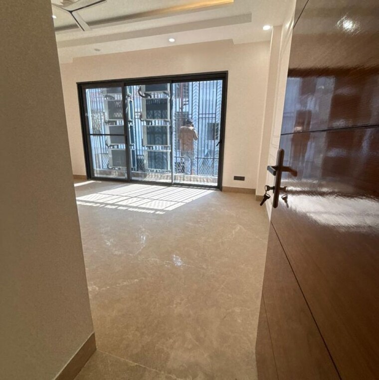 Room, saket 4 Bedroom 3400 Sq.Ft. Builder Floor In Saket Delhi 10049942