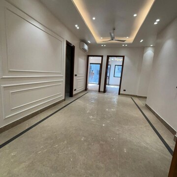 Room in 4 BHK Builder Floor at Saket – for Sale