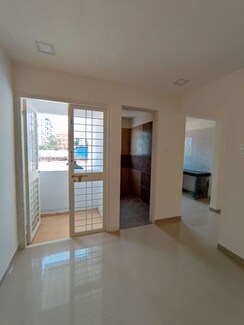 1 BHK + Extra Room Apartment For Rent in Bhumi Silverio