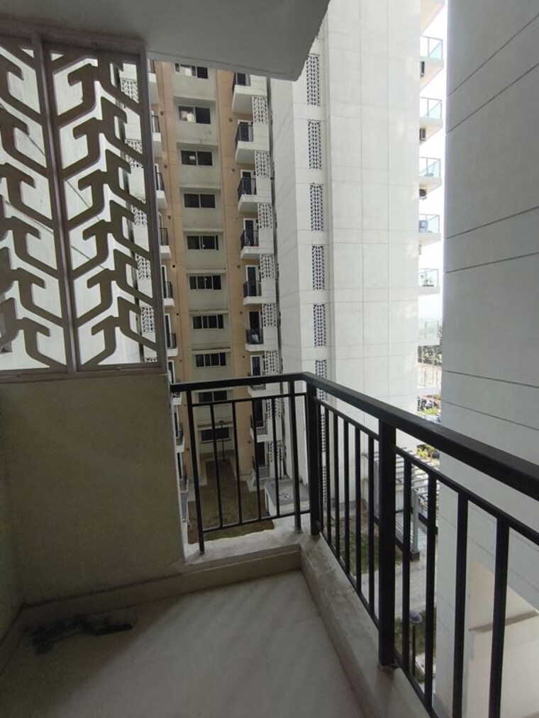 Balcony, ambala highway 3 Bedroom 1661 Sq.Ft. Apartment In Ambala Highway Zirakpur 10049959