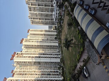 3 BHK Apartment – Exterior View View at Antriksh Golf View, Sector 78 - for Rent