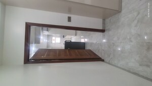 Room in 1.5 BHK Builder Floor at Sector 31 – for Rent