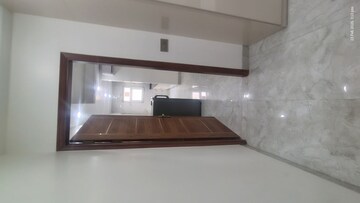 Room in 1.5 BHK Builder Floor at Sector 31 – for Rent