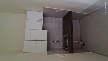 Furnished Amenities in 1 RK Independent House at Huda Market, Sector 31 – for Rent