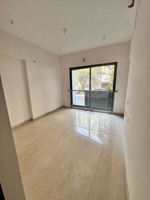 Room in 3 BHK Apartment at Adani Ten BKC, Bandra East – for Rent