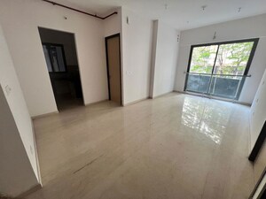 Room in 3 BHK Apartment at Adani Ten BKC, Bandra East – for Rent