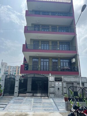 3 BHK Builder Floor For Sale in Parklands, Sector 85