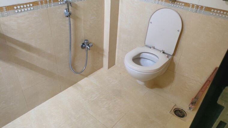 Bathroom, powai Pg For Boys & Girls In Powai 10050028