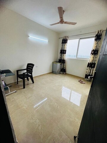 Room in 3 BHK Builder Floor at Unitech South City II, Sector 50 – for Rent