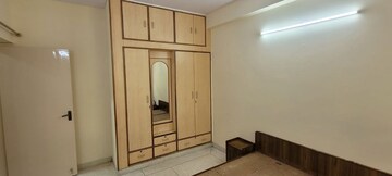 Room in 3 BHK Builder Floor at Unitech South City II, Sector 50 – for Rent