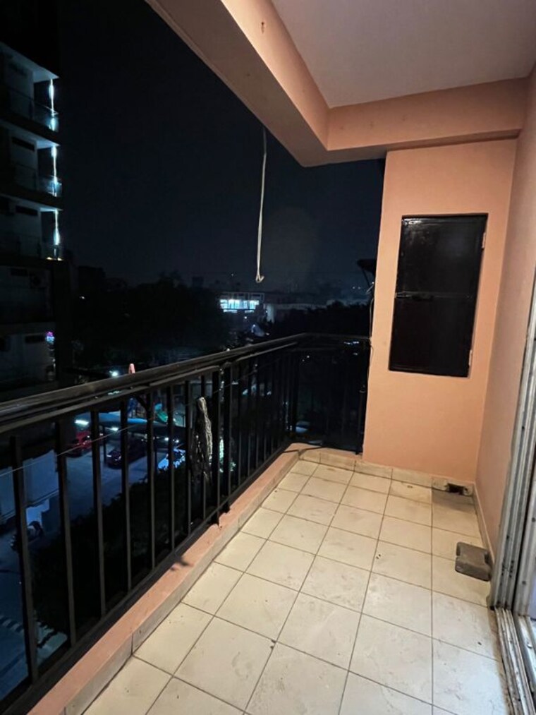 Kitchen, amrapali-vaishali 3 Bedroom 1850 Sq.Ft. Apartment In Vaishali Sector 3 Ghaziabad 10050082