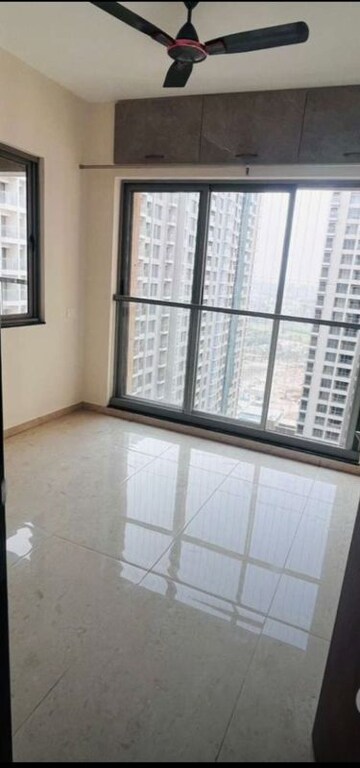 Room in 2 BHK Apartment at Vilas Javdekar Yashwin Enchante, Kharadi – for Rent