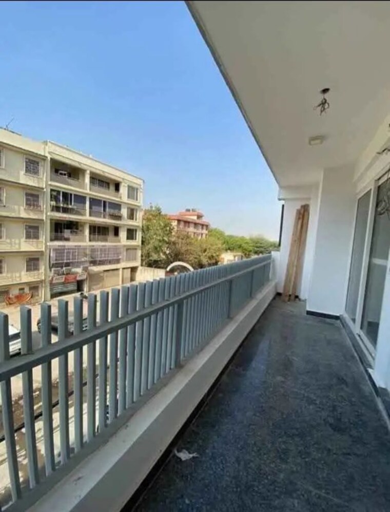 Balcony, chattarpur 3 Bedroom 1350 Sq.Ft. Builder Floor In Chattarpur Delhi 10050085