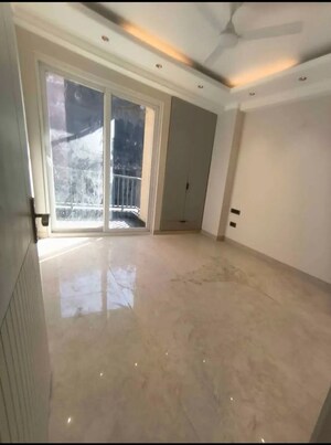 Room in 3 BHK Builder Floor at Chattarpur – for Sale