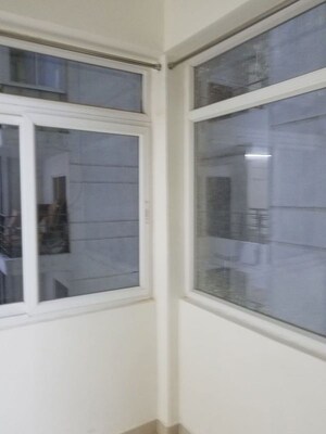 Room in 2.5 BHK Apartment at Urbtech Hilston, Sector 79 – for Rent