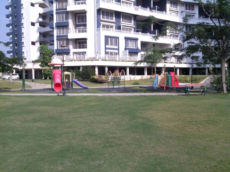 Exterior View, gera-trinity-towers 3.5 Bedroom 2300 Sq.Ft. Penthouse In Kharadi Pune 10050114