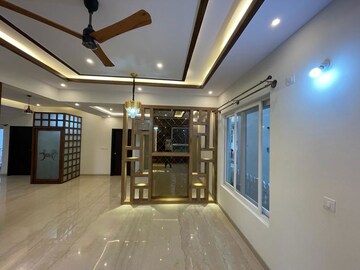 Room in 4 BHK Villa at NVT Mystic Garden, Sarjapur Attibele Road – for Rent