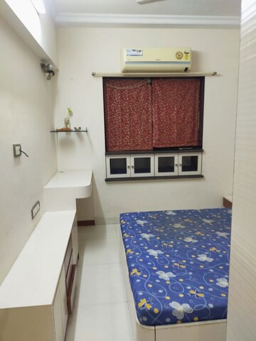 Bedroom in 1 BHK Apartment at Sky View CHS Andheri, Andheri East – for Rent
