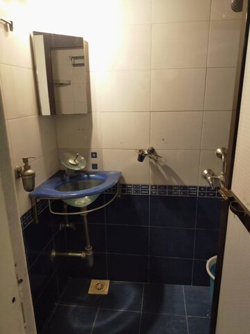 Bathroom in 1 BHK Apartment at Sky View CHS Andheri, Andheri East – for Rent