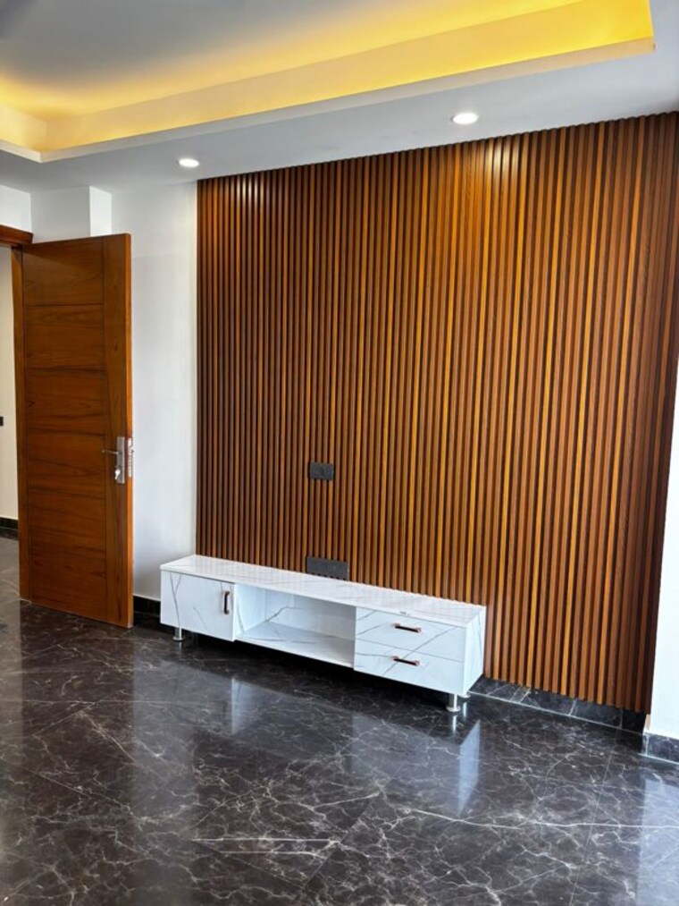 Bedroom, greenwood-city 3 Bedroom 1600 Sq.Ft. Builder Floor In Sector 40 Gurgaon 10050174