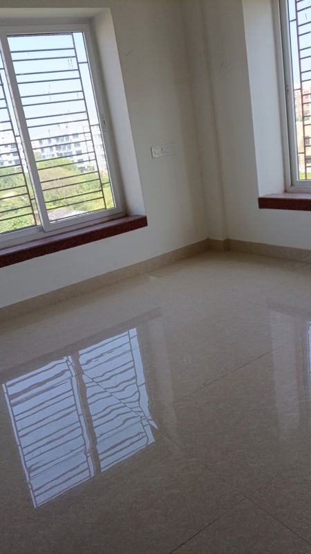 2 BHK + Servant Room Apartment For Sale in Sristi Plaza